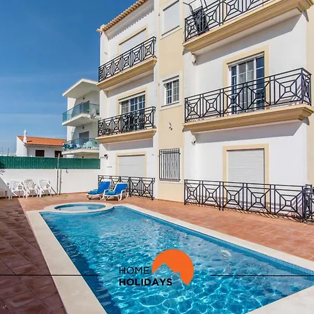 #228 Garrett Flats By Holidays