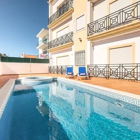 #228 Garrett Flats By Holidays Albufeira