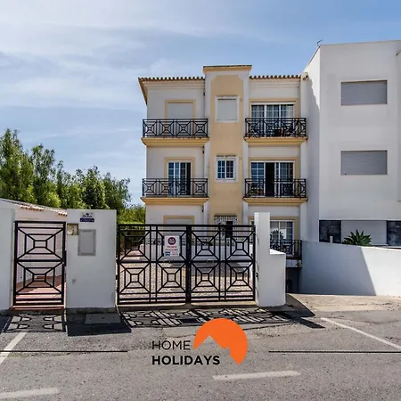 #228 Garrett Flats By Holidays Albufeira
