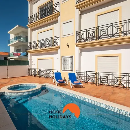 #228 Garrett Flats By Holidays