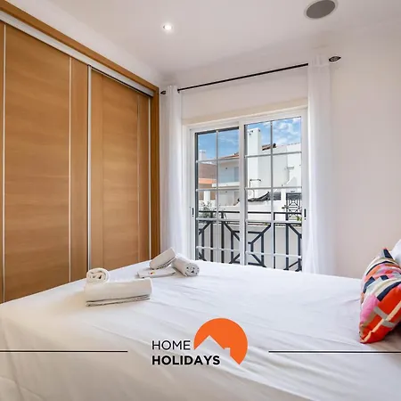 #228 Garrett Flats By Holidays Albufeira