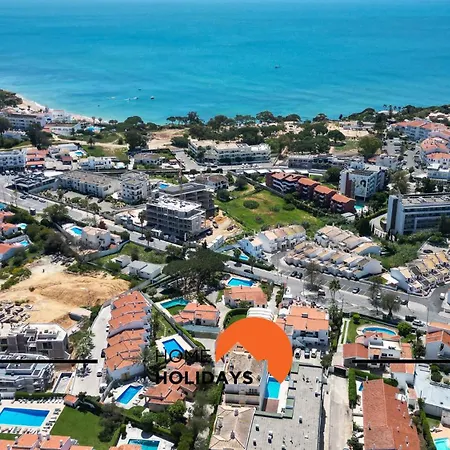 Appartement #228 Garrett Flats By Holidays *