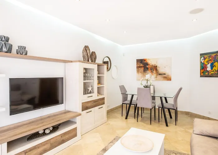 아파트 #228 Garrett Flats By Holidays