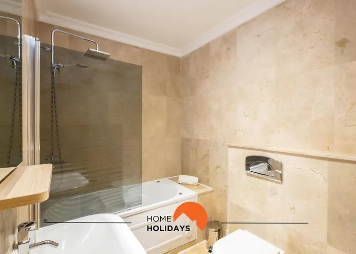 #228 Garrett Flats By Holidays 아파트