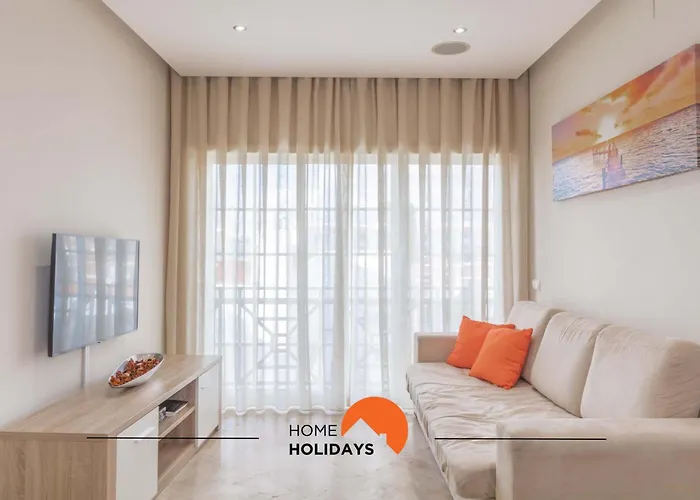 #228 Garrett Flats By Holidays 알부페이라