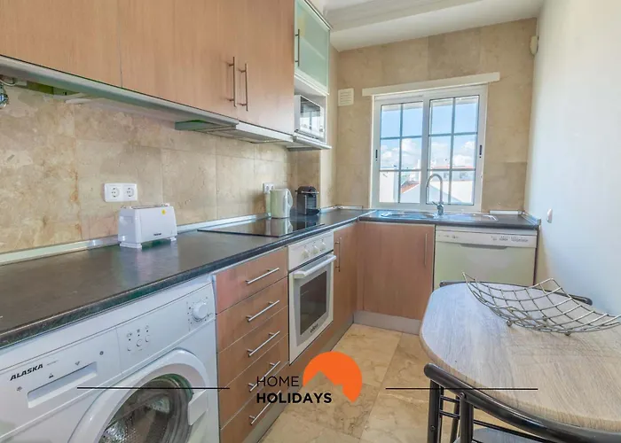 #228 Garrett Flats By Holidays 알부페이라