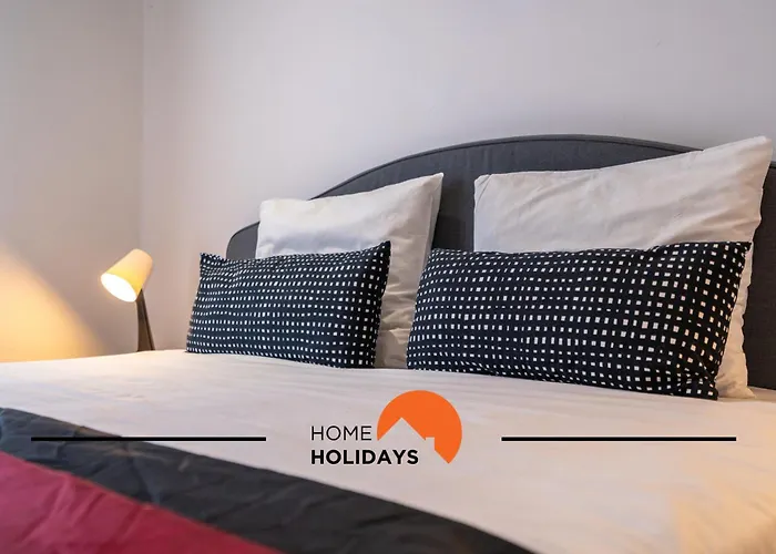 #228 Garrett Flats By Holidays * 알부페이라