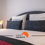 #228 Garrett Flats By Holidays * Albufeira